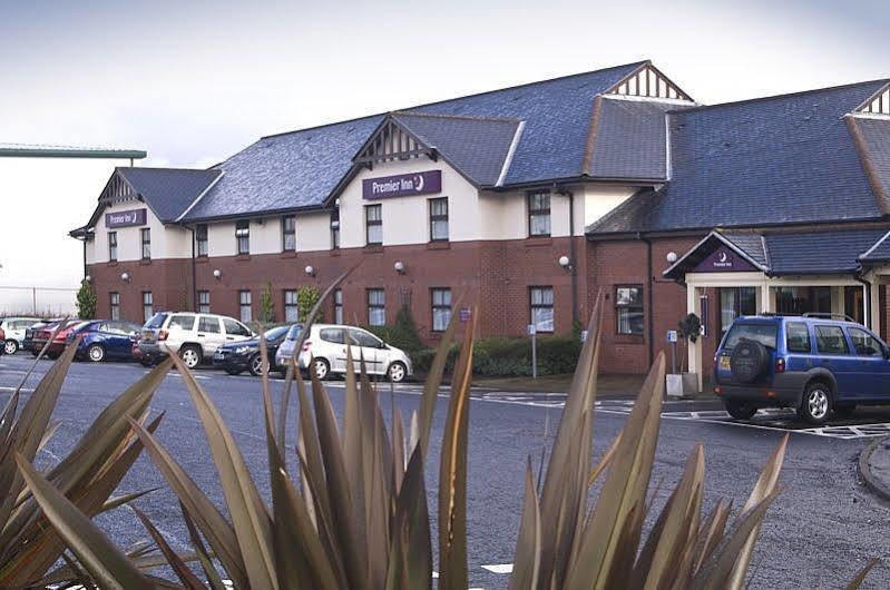 Premier Inn Greenock Exterior photo